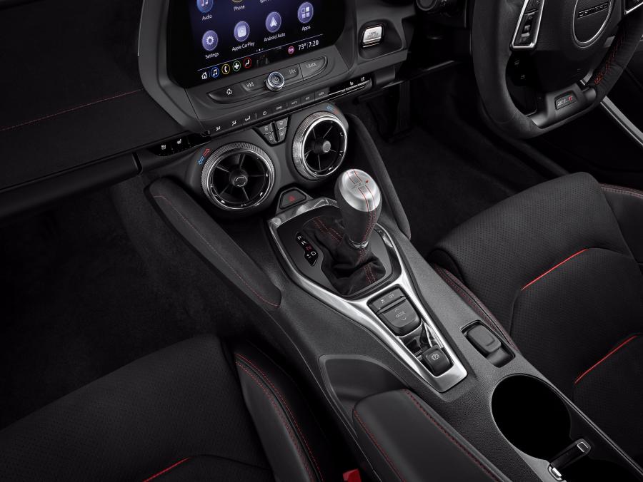 Детали интерьера Chevrolet Camaro ZL1 2019 года  (AU) (фото 8 из 18)